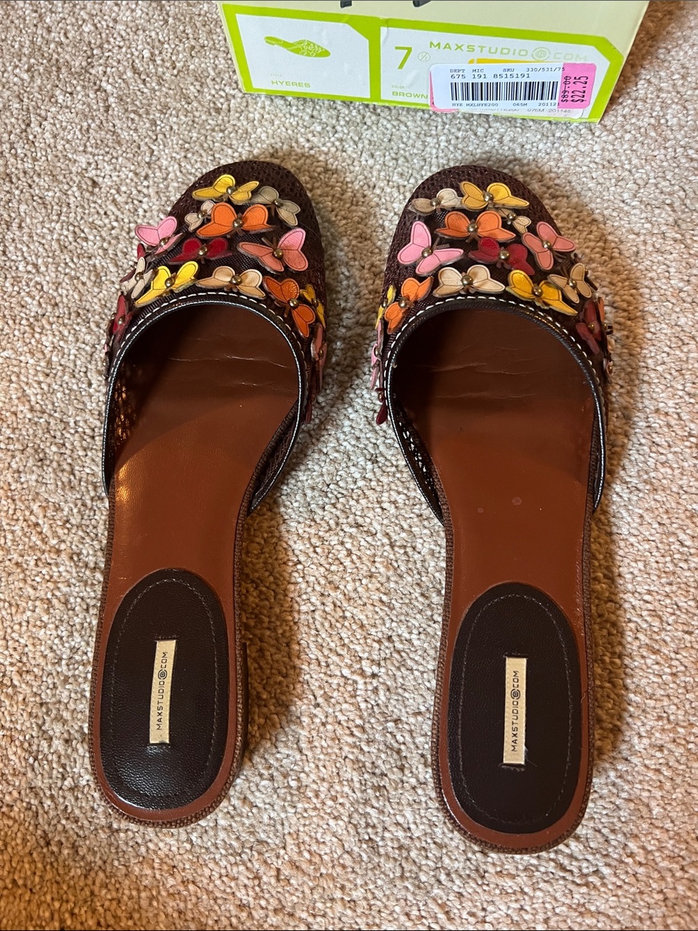 Max Studio Brown Leather Slide Mules with Multicolor Floral Appliqués 7.5. EUC